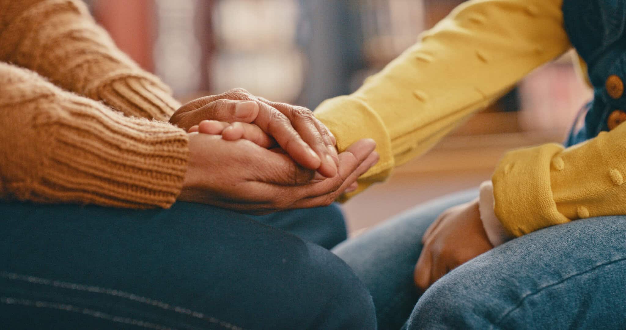How Do Surrogacy Agencies Facilitate Communication between Parties?